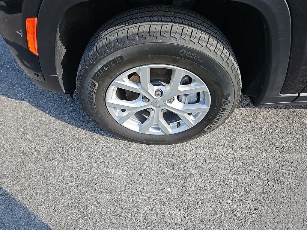 2023 Jeep Grand Cherokee Limited 4x2