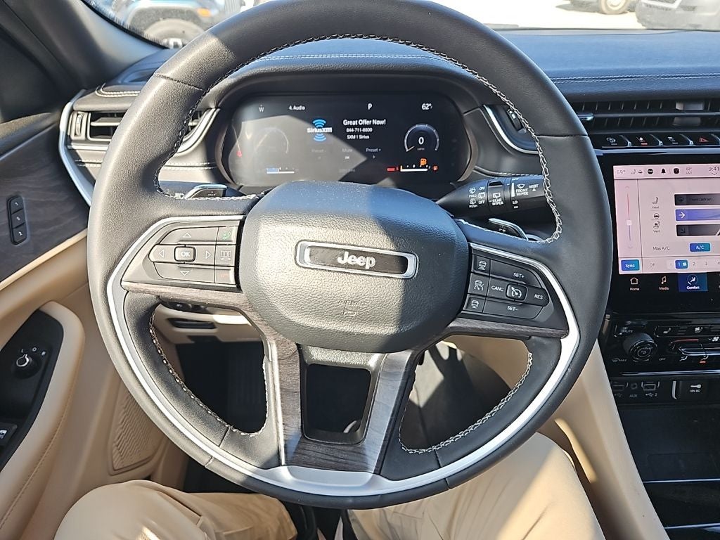 2023 Jeep Grand Cherokee Limited 4x2