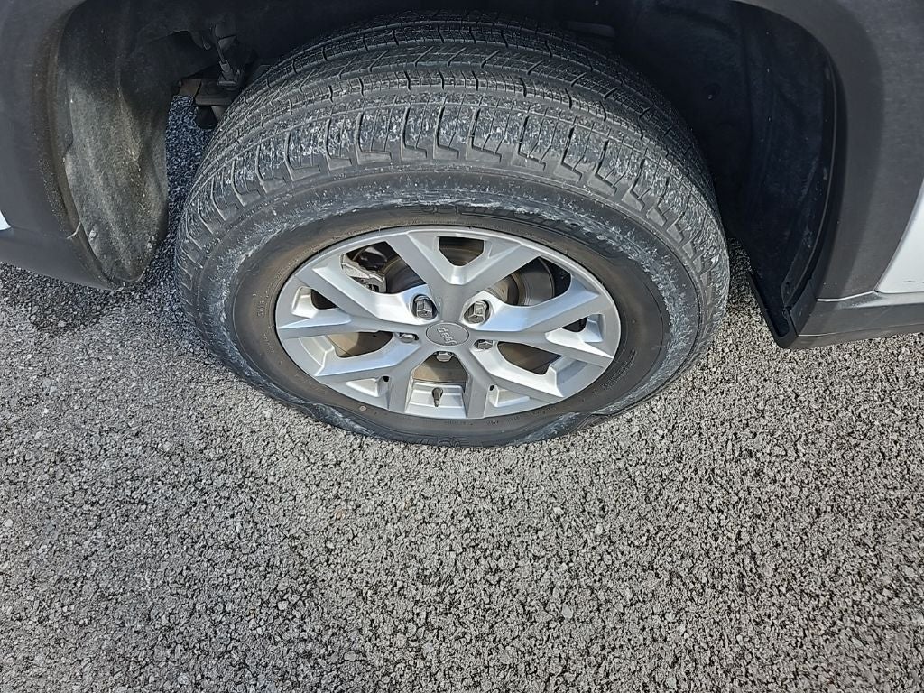 2023 Jeep Grand Cherokee Limited 4x2