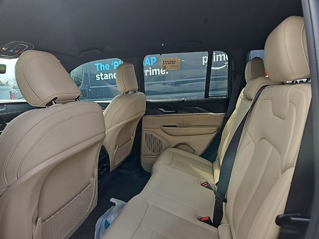 2023 Jeep Grand Cherokee Limited 4x2