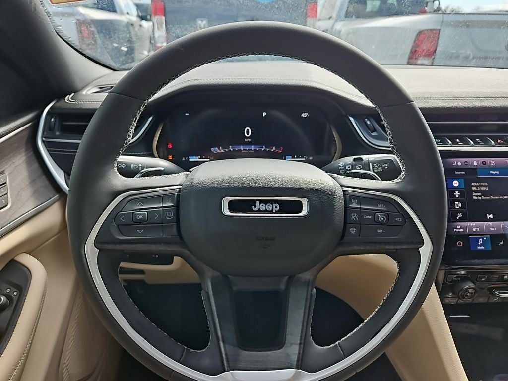 2023 Jeep Grand Cherokee Limited 4x2