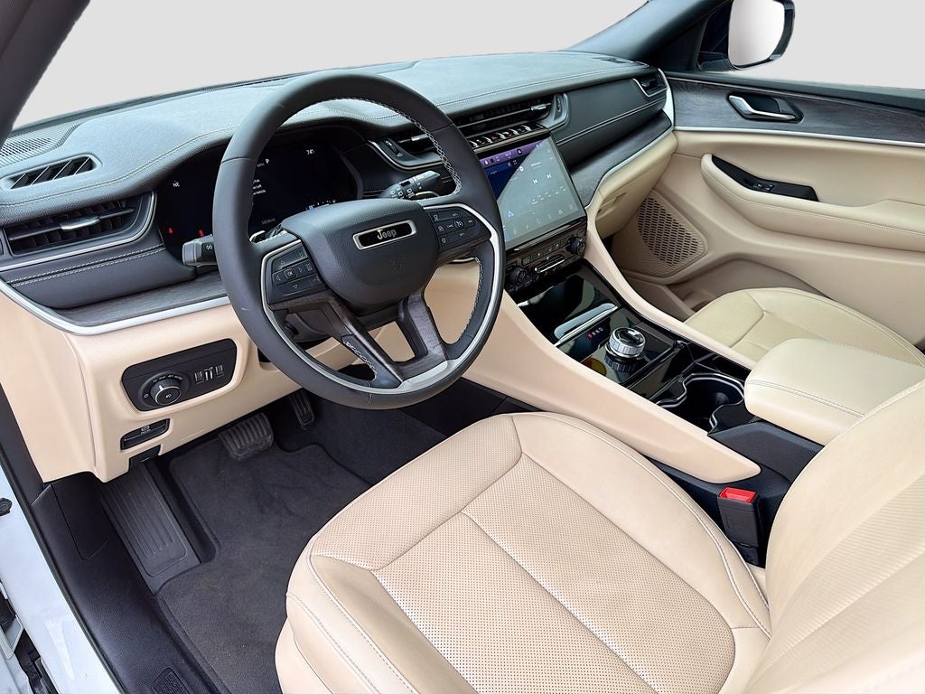 2023 Jeep Grand Cherokee Limited 4x2