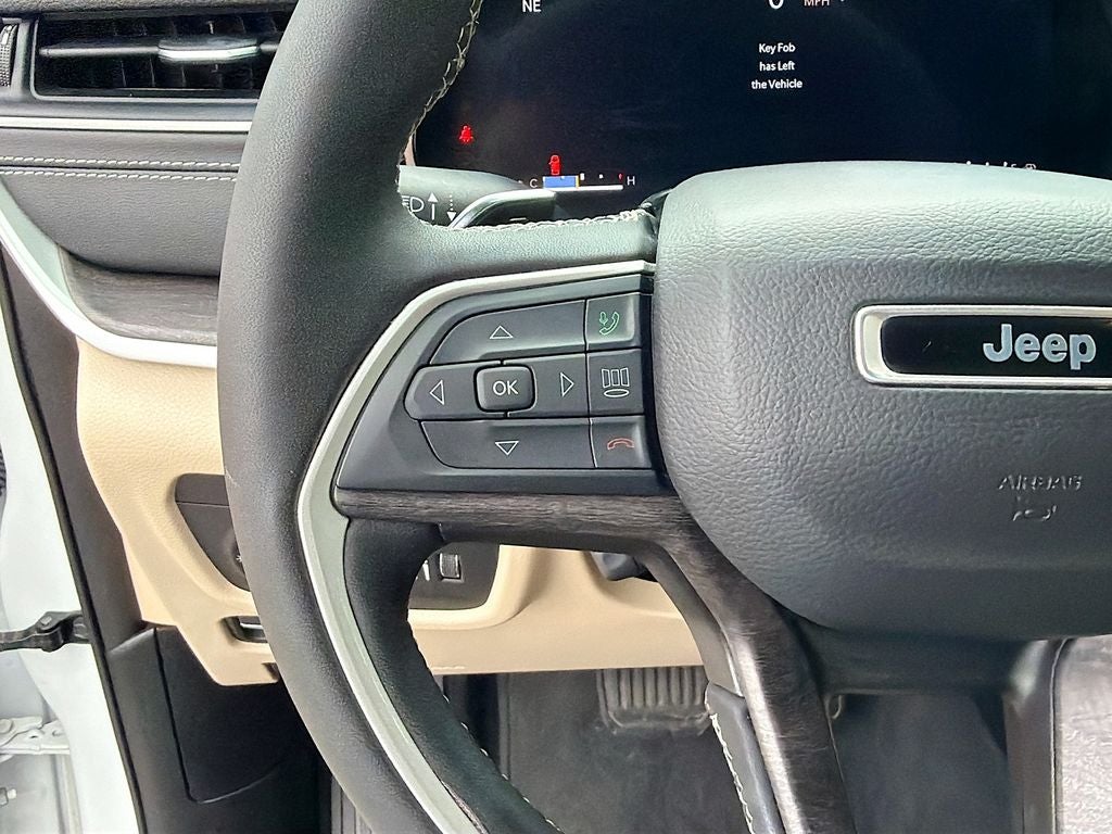 2023 Jeep Grand Cherokee Limited 4x2