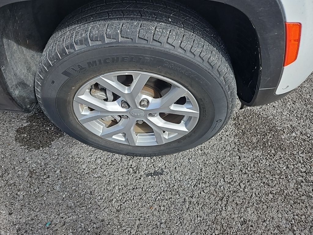 2023 Jeep Grand Cherokee Limited 4x2