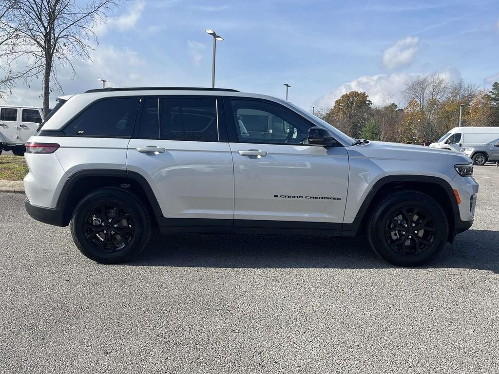 2025 Jeep Grand Cherokee GRAND CHEROKEE ALTITUDE X 4X4