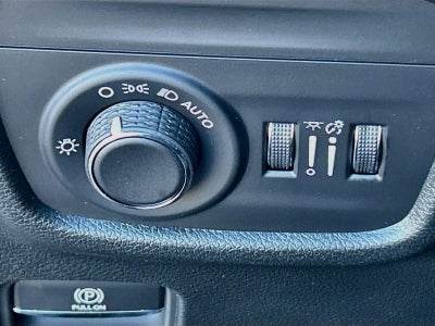 2027 Jeep Grand Cherokee GRAND CHEROKEE LAREDO X 4X4