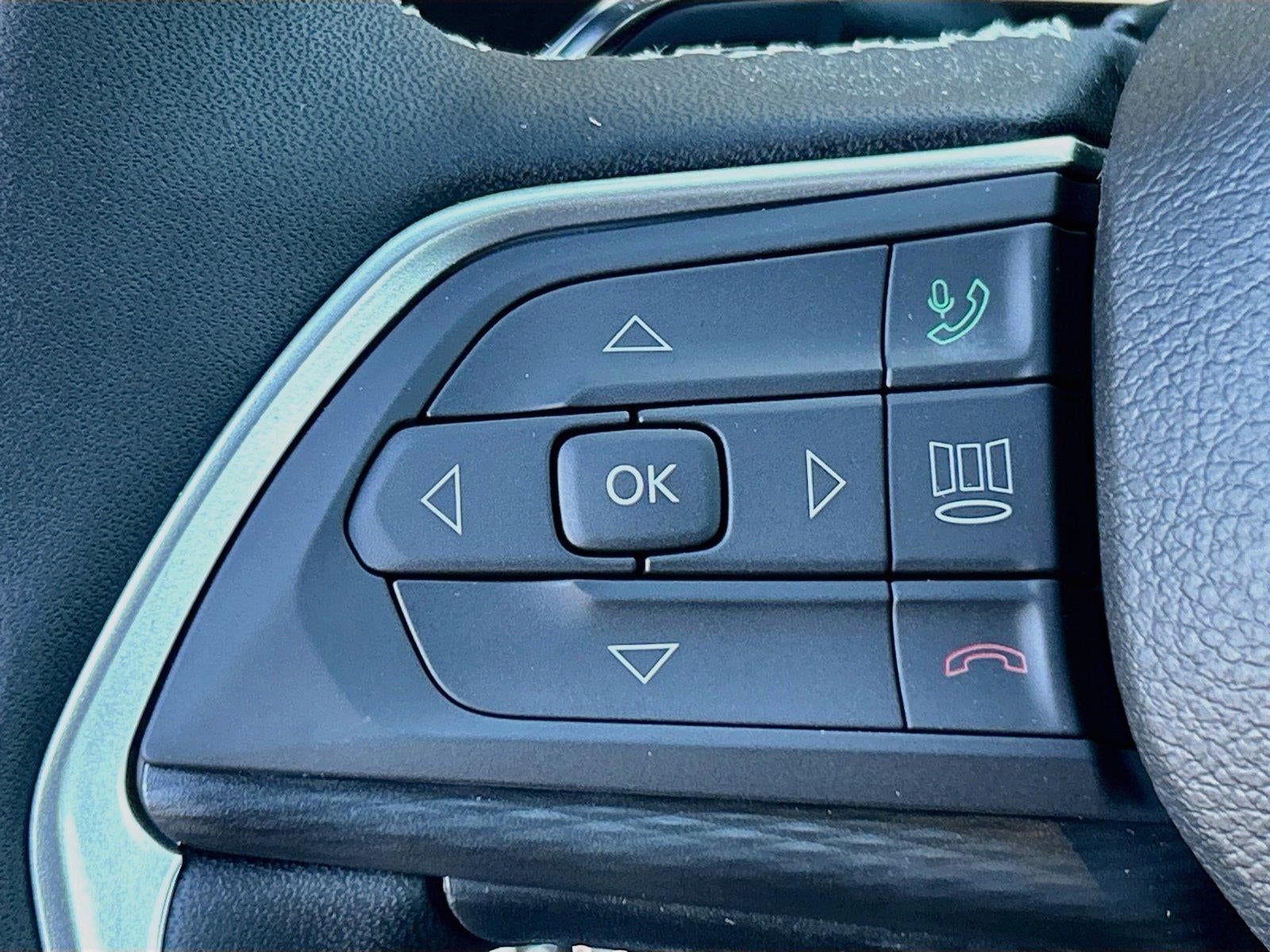 2027 Jeep Grand Cherokee GRAND CHEROKEE LAREDO X 4X4