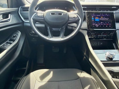 2026 Jeep Grand Cherokee GRAND CHEROKEE LAREDO X 4X4