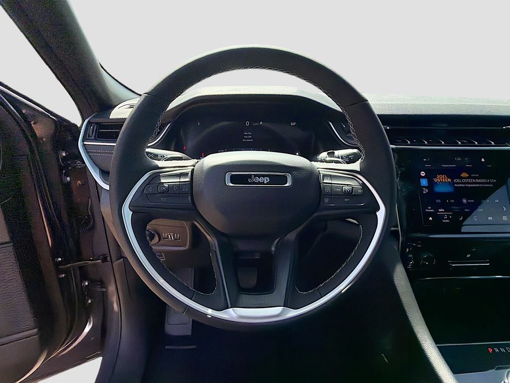 2026 Jeep Grand Cherokee GRAND CHEROKEE LAREDO X 4X4