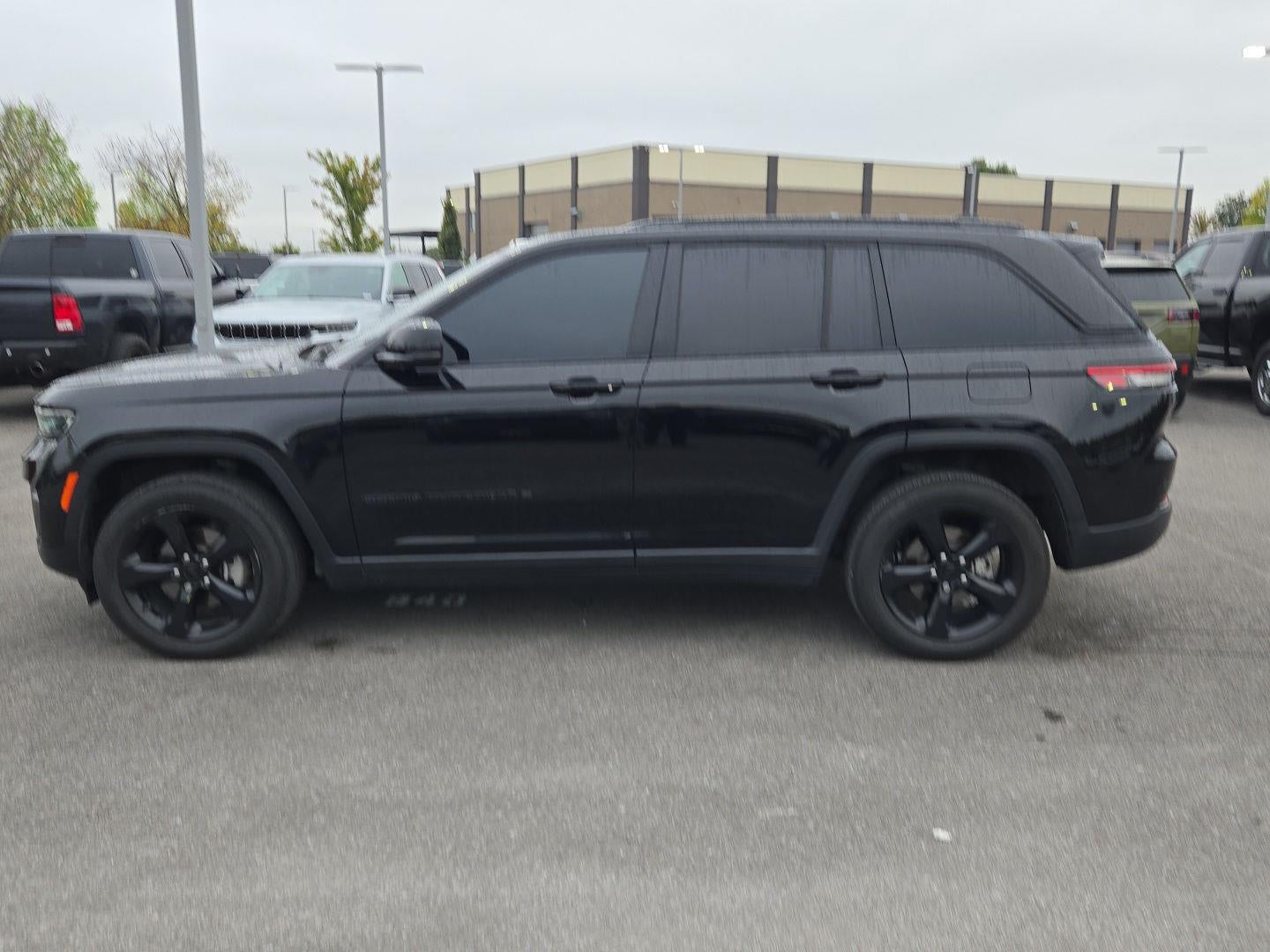 2023 Jeep Grand Cherokee Altitude X 4x4
