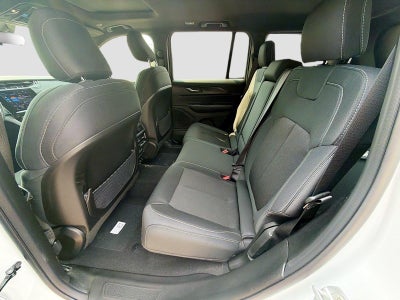 2026 Jeep Grand Cherokee GRAND CHEROKEE LAREDO X 4X4