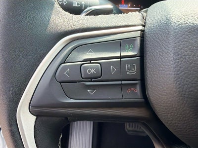 2026 Jeep Grand Cherokee GRAND CHEROKEE LAREDO X 4X4