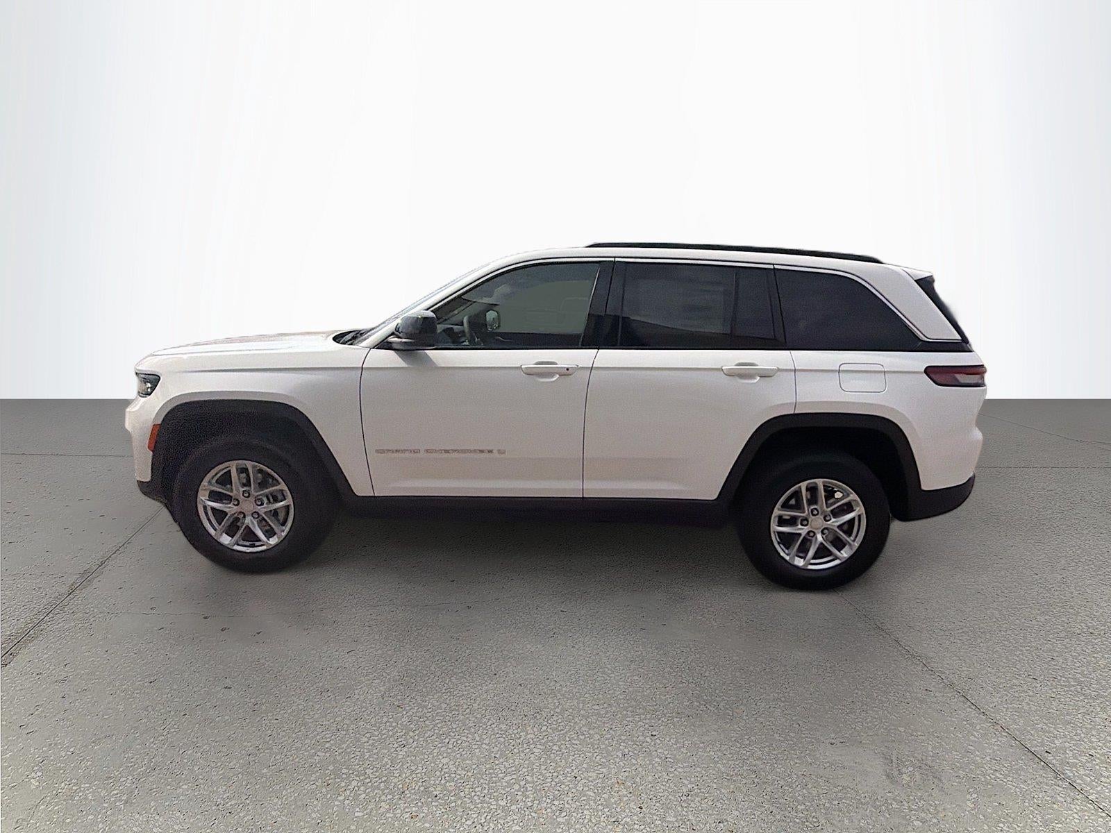 2026 Jeep Grand Cherokee GRAND CHEROKEE LAREDO X 4X4