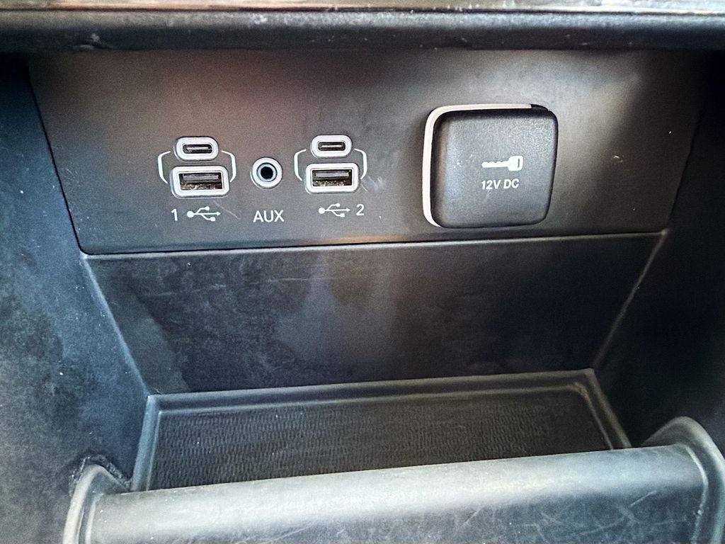 2023 Jeep Grand Cherokee Laredo 4x4