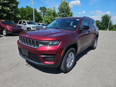 2023 Jeep Grand Cherokee Laredo 4x4