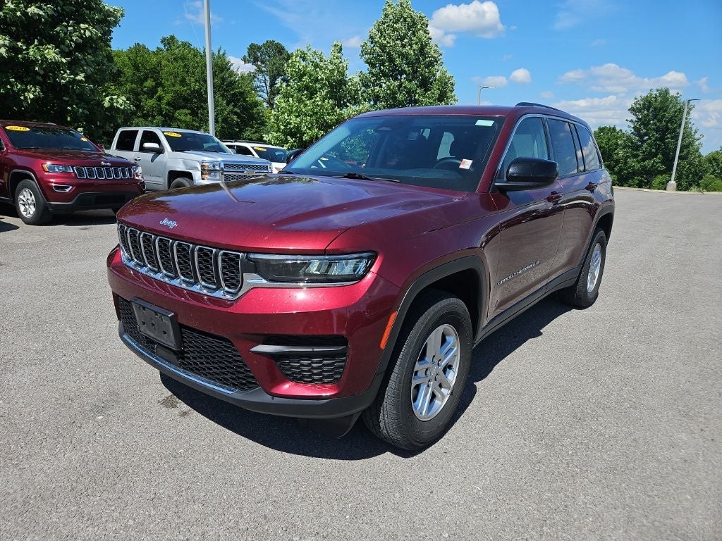 2023 Jeep Grand Cherokee Laredo 4x4