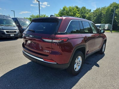 2023 Jeep Grand Cherokee Laredo 4x4