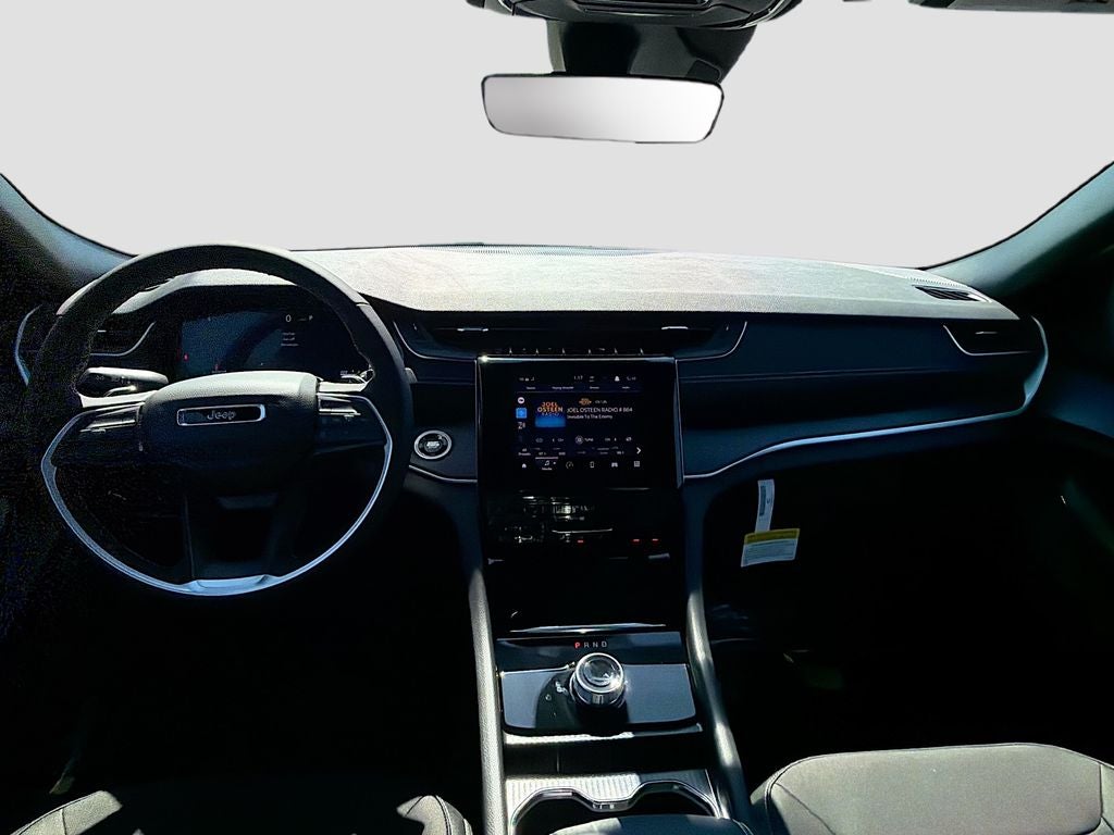2026 Jeep Grand Cherokee GRAND CHEROKEE LAREDO X 4X4