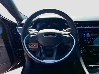 2026 Jeep Grand Cherokee GRAND CHEROKEE LAREDO X 4X4