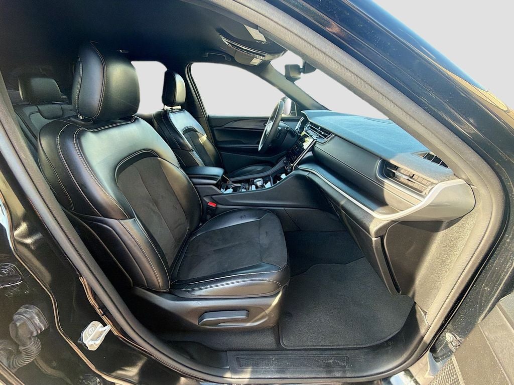 2023 Jeep Grand Cherokee Altitude 4x4