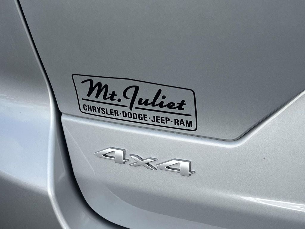 2025 Jeep Grand Cherokee GRAND CHEROKEE LAREDO X 4X4