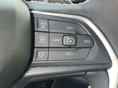 2025 Jeep Grand Cherokee GRAND CHEROKEE LAREDO X 4X4