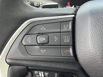 2025 Jeep Grand Cherokee GRAND CHEROKEE LAREDO X 4X4