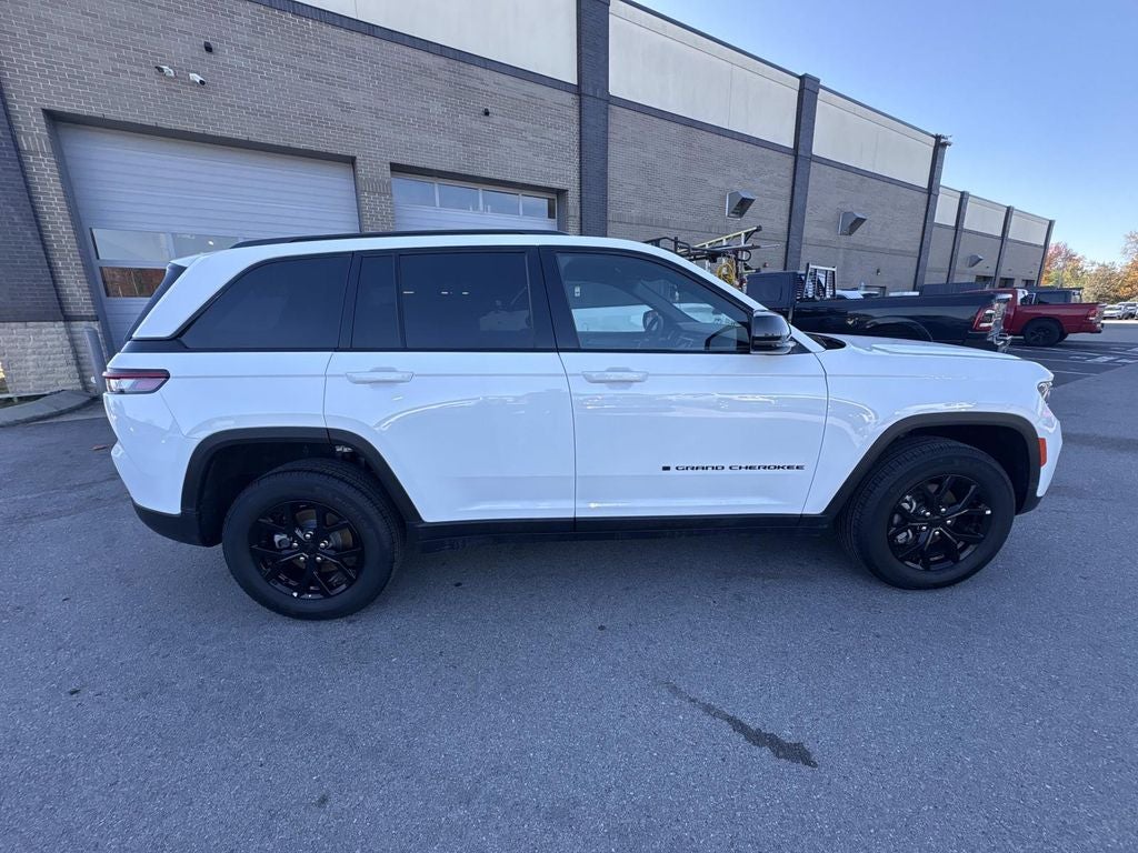 2025 Jeep Grand Cherokee GRAND CHEROKEE ALTITUDE X 4X4