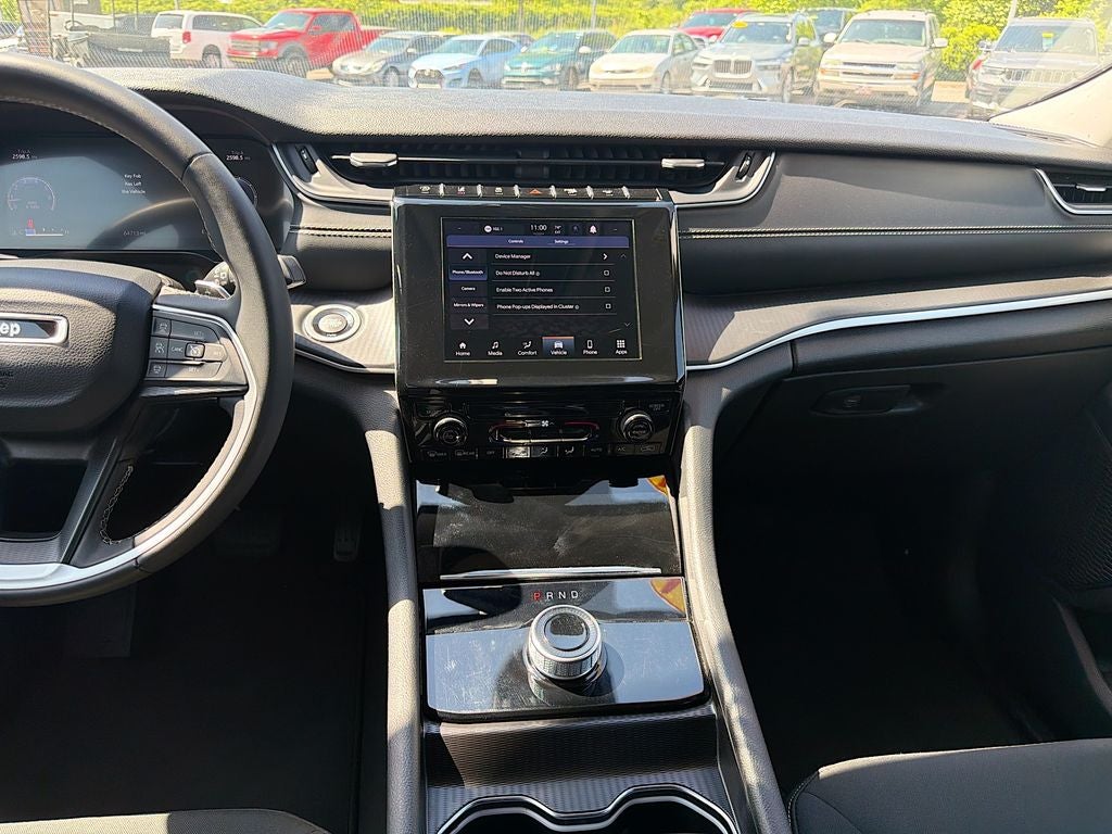 2024 Jeep Grand Cherokee Laredo 4x4