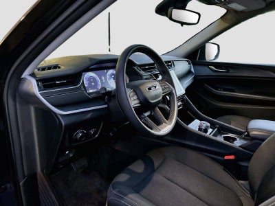2024 Jeep Grand Cherokee Laredo X 4x4