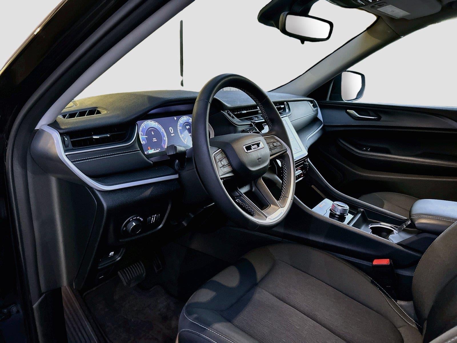 2024 Jeep Grand Cherokee Laredo X 4x4