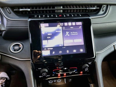 2024 Jeep Grand Cherokee Laredo X 4x4