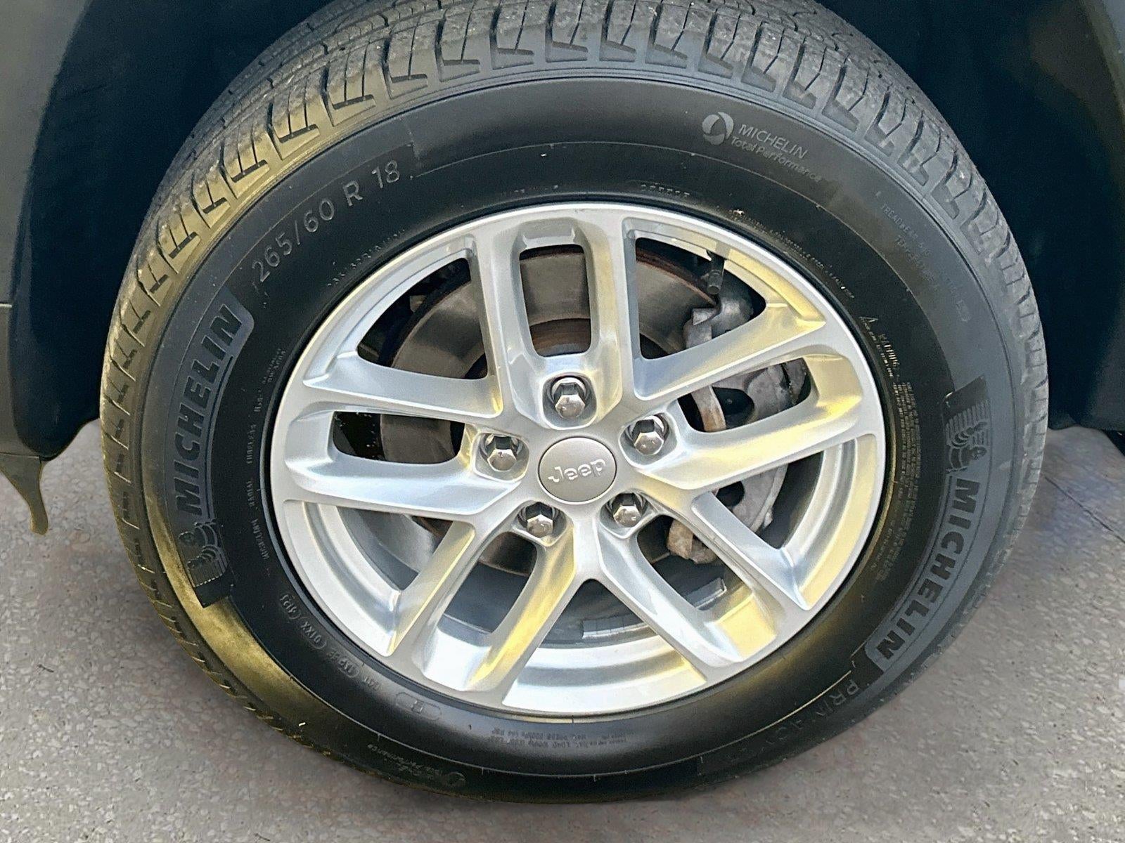 2024 Jeep Grand Cherokee Laredo X 4x4