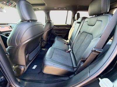 2026 Jeep Grand Cherokee GRAND CHEROKEE LAREDO ALTITUDE 4X4