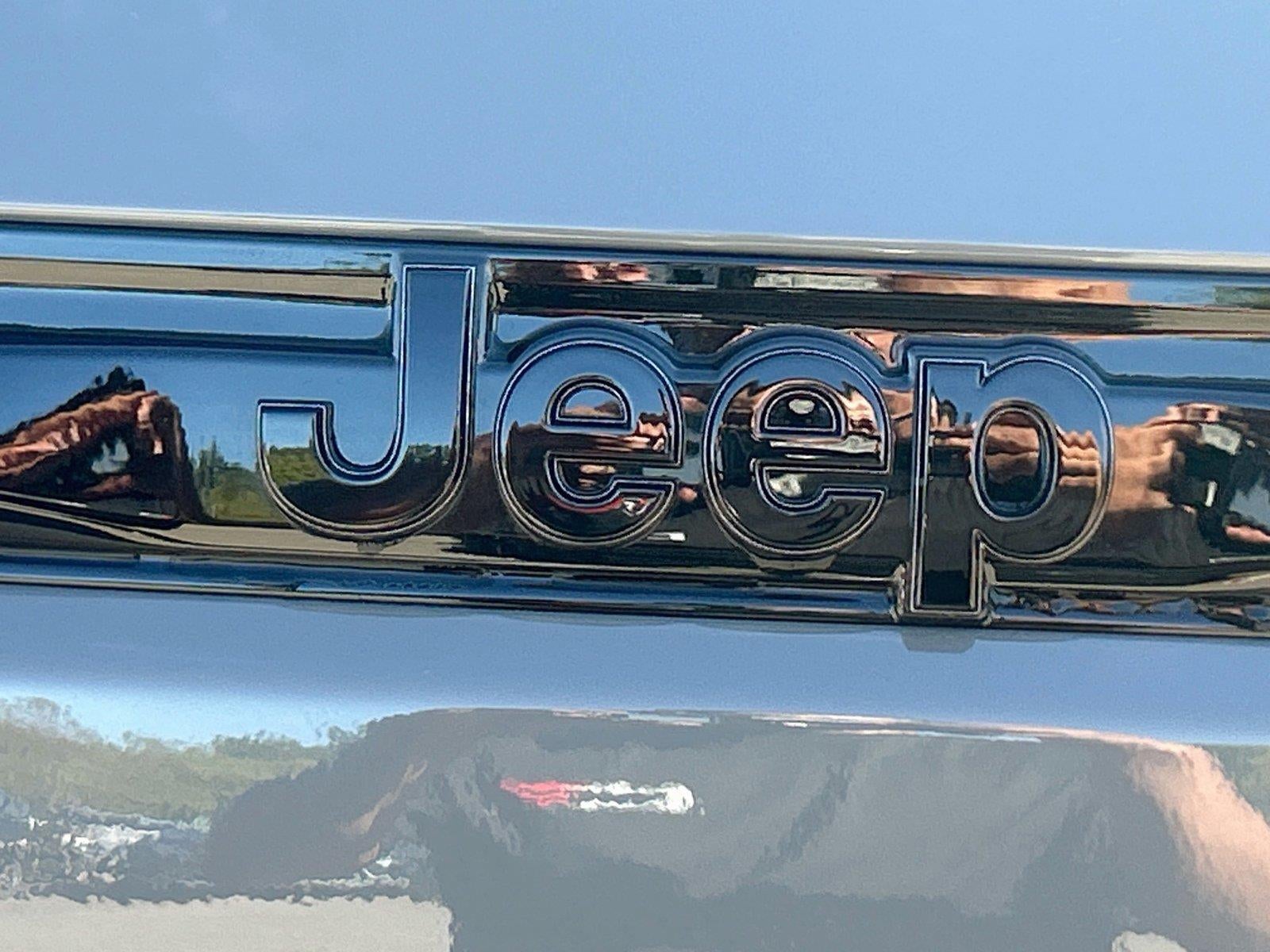 2027 Jeep Grand Cherokee GRAND CHEROKEE LIMITED 4X4
