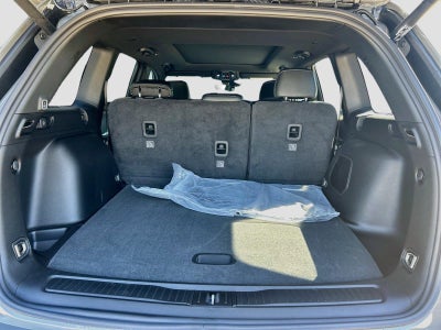 2027 Jeep Grand Cherokee GRAND CHEROKEE LIMITED 4X4