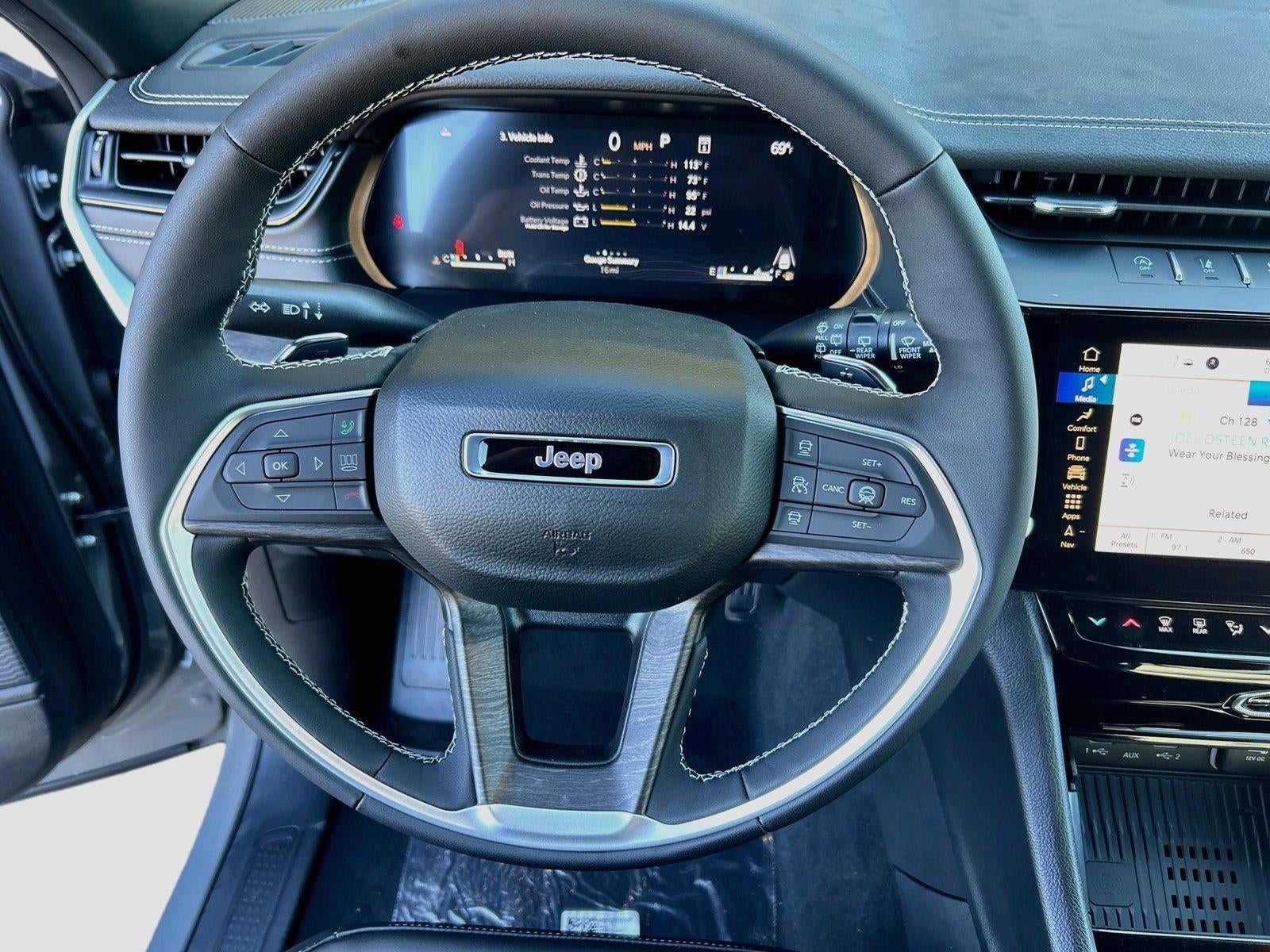 2027 Jeep Grand Cherokee GRAND CHEROKEE LIMITED 4X4