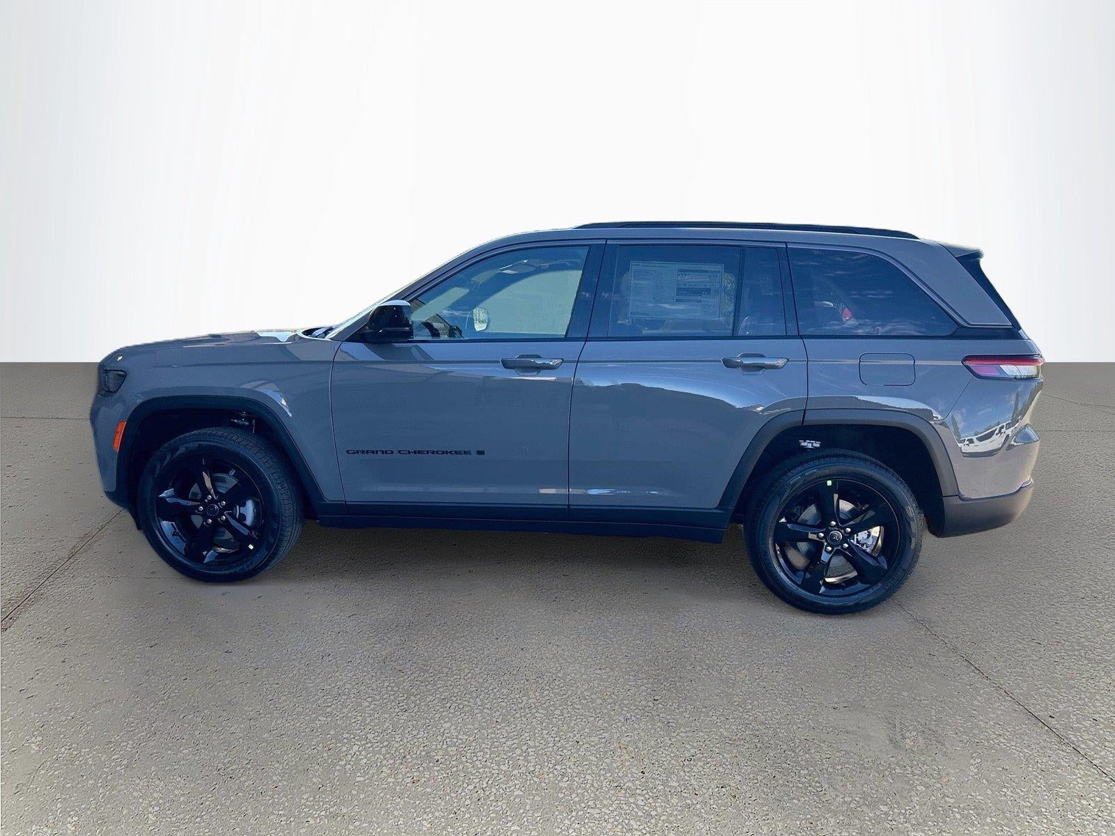 2027 Jeep Grand Cherokee GRAND CHEROKEE LIMITED 4X4