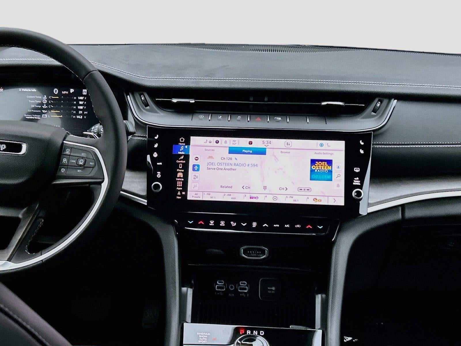 2027 Jeep Grand Cherokee GRAND CHEROKEE LIMITED RESERVE 4X4