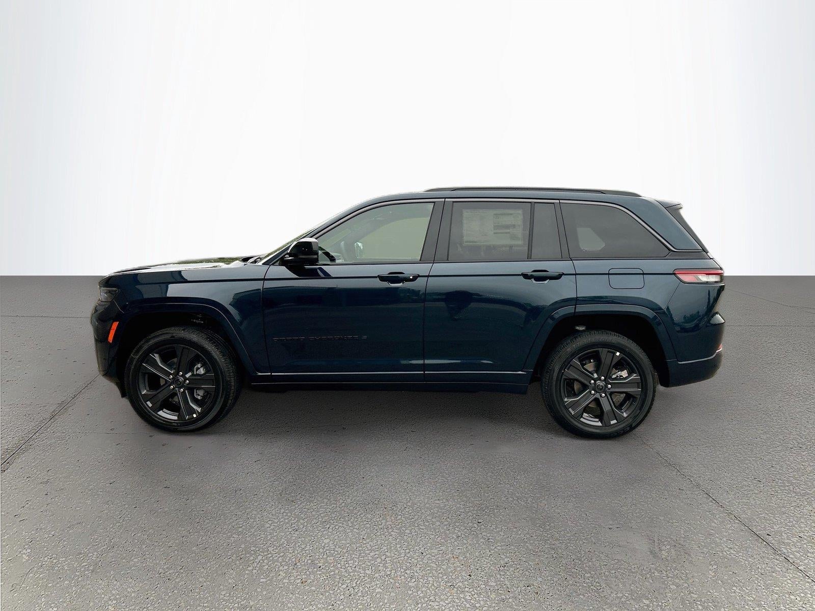 2027 Jeep Grand Cherokee GRAND CHEROKEE LIMITED RESERVE 4X4