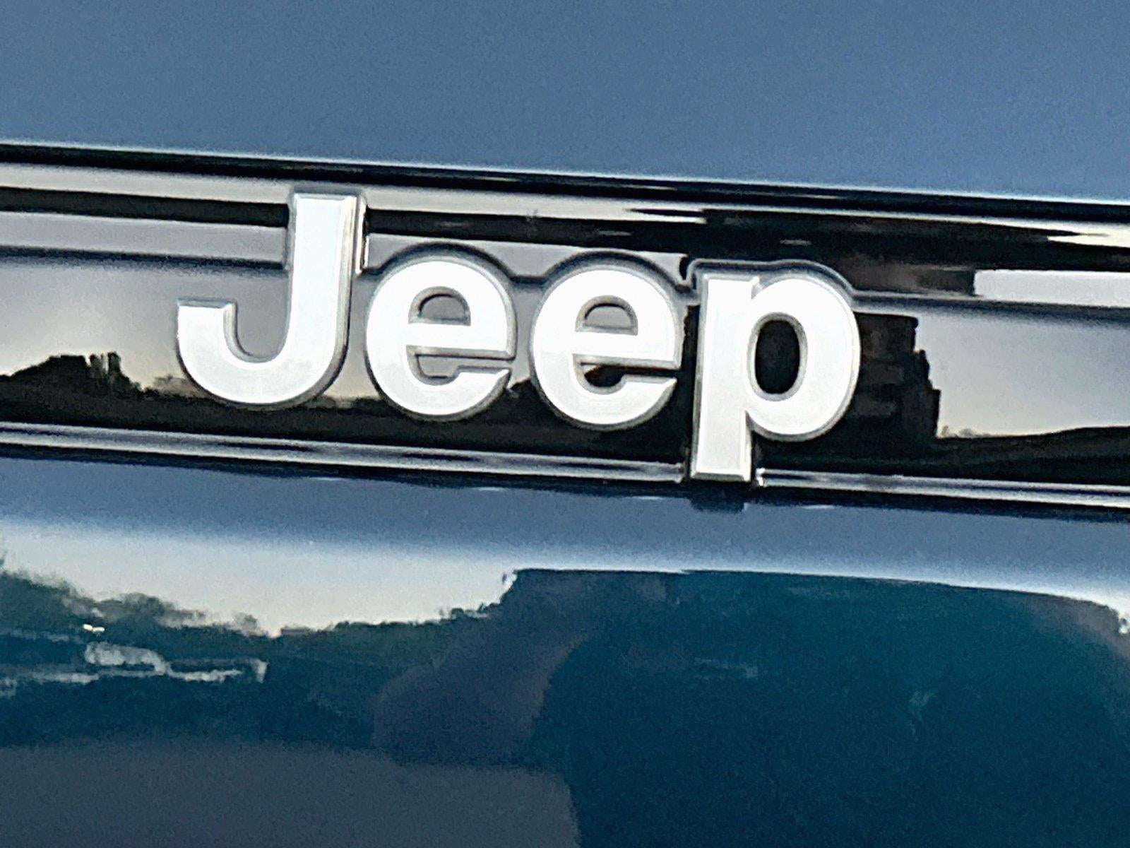 2027 Jeep Grand Cherokee GRAND CHEROKEE LIMITED 4X4