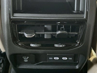 2027 Jeep Grand Cherokee GRAND CHEROKEE LIMITED 4X4