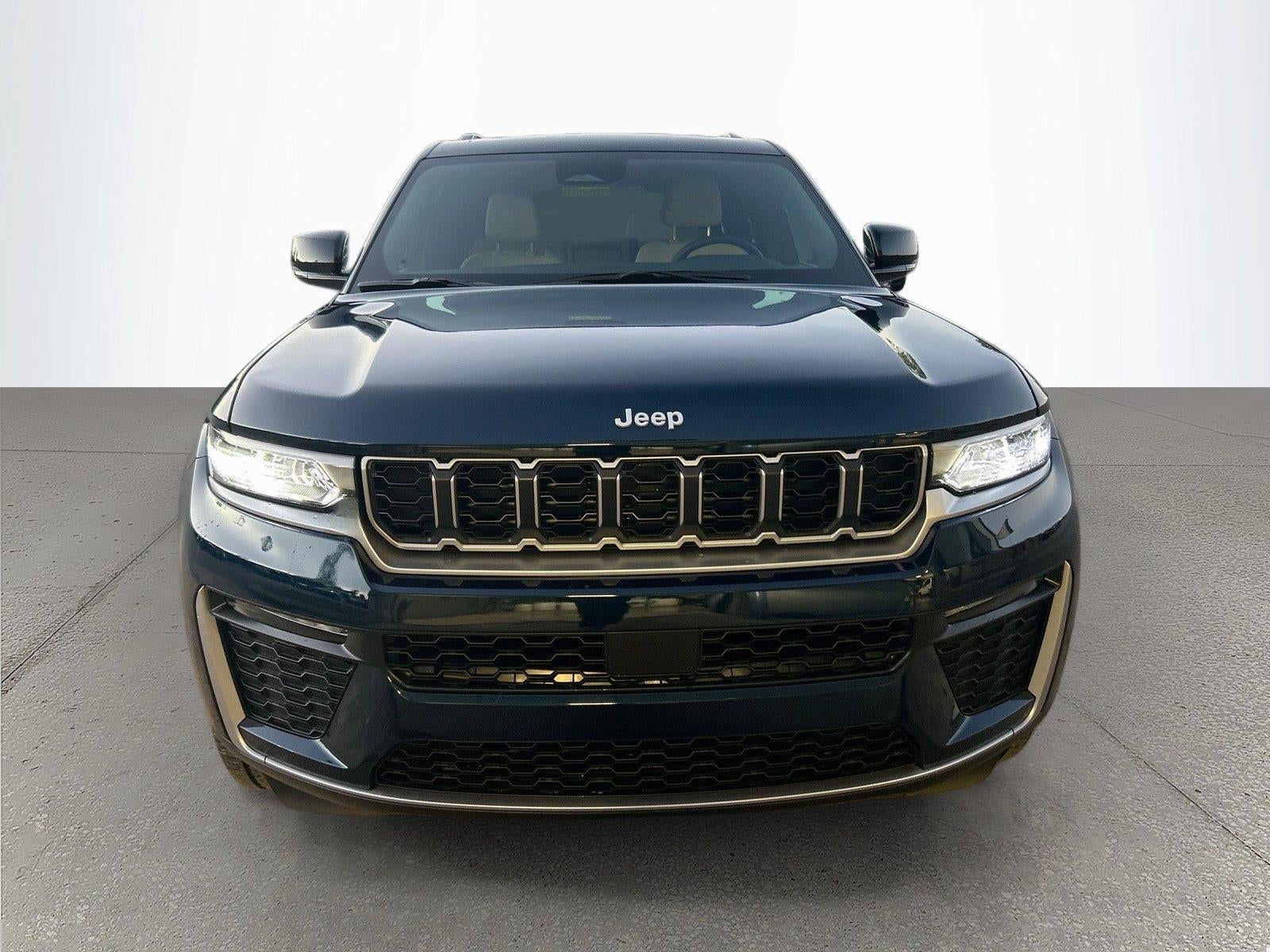 2027 Jeep Grand Cherokee GRAND CHEROKEE LIMITED 4X4