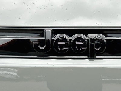 2027 Jeep Grand Cherokee GRAND CHEROKEE LIMITED RESERVE 4X4