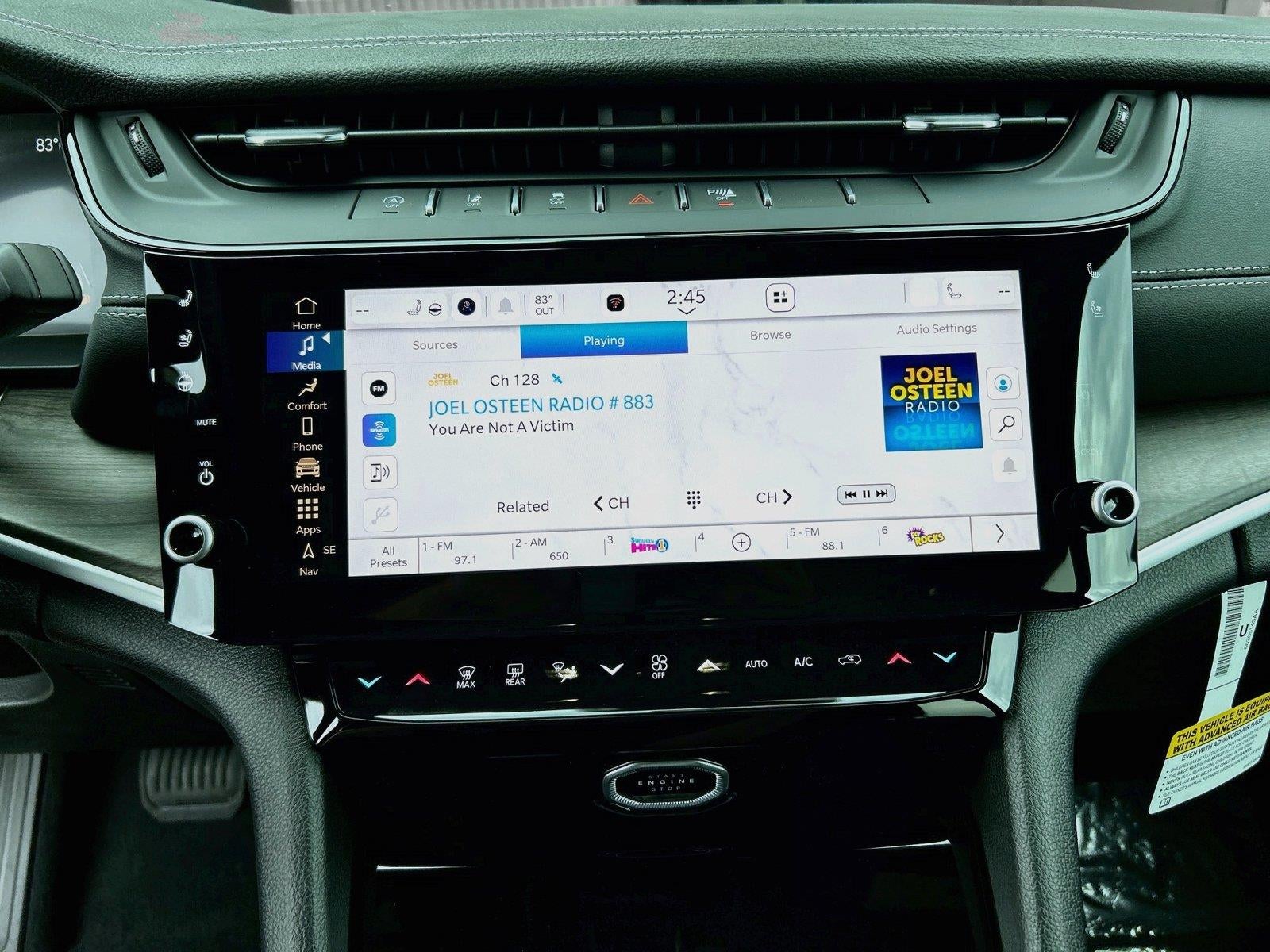 2027 Jeep Grand Cherokee GRAND CHEROKEE LIMITED RESERVE 4X4