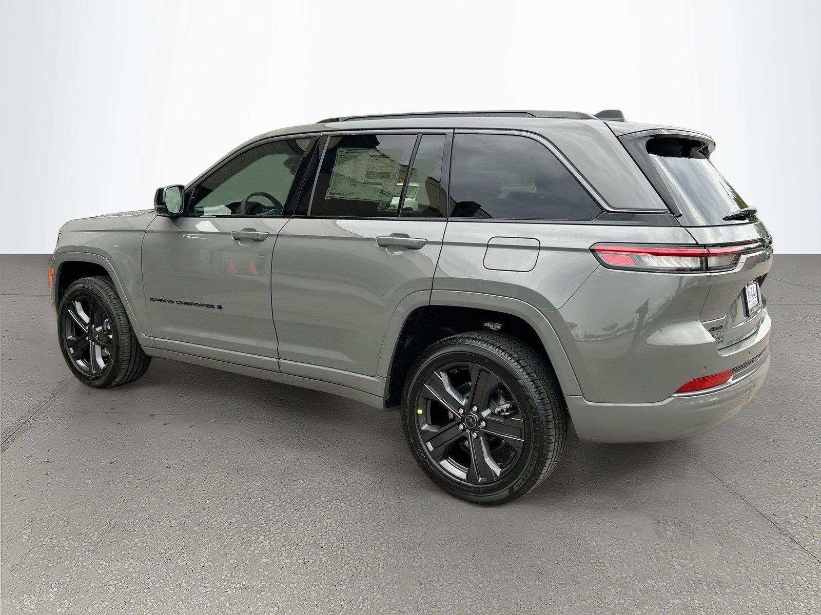 2027 Jeep Grand Cherokee GRAND CHEROKEE LIMITED RESERVE 4X4