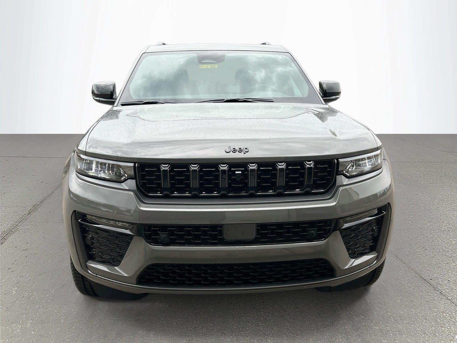 2027 Jeep Grand Cherokee GRAND CHEROKEE LIMITED RESERVE 4X4