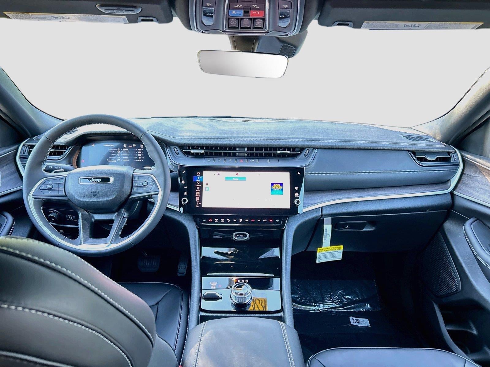 2027 Jeep Grand Cherokee GRAND CHEROKEE LIMITED 4X4