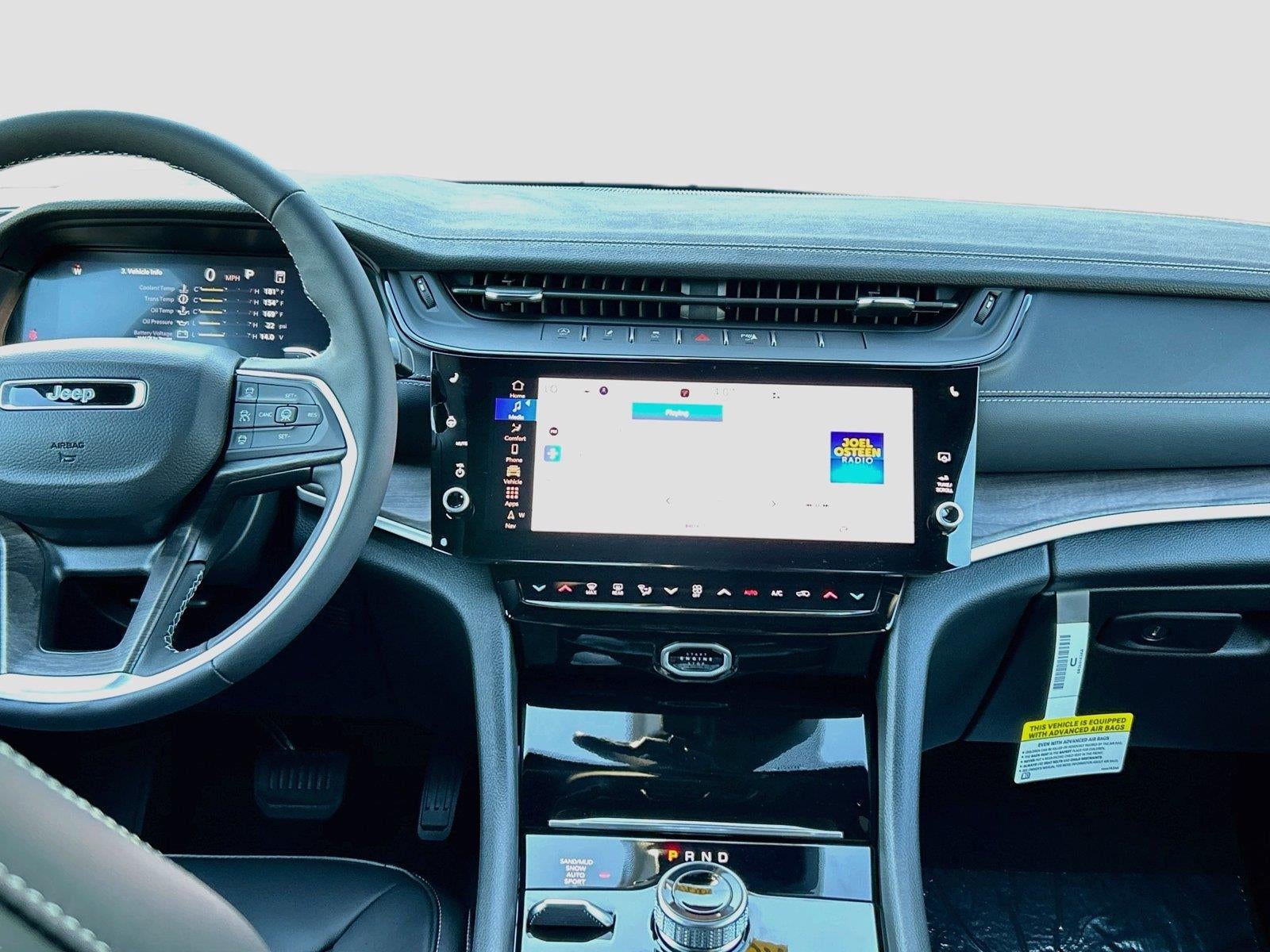 2027 Jeep Grand Cherokee GRAND CHEROKEE LIMITED 4X4