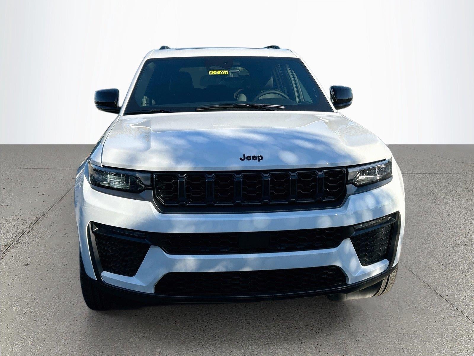 2027 Jeep Grand Cherokee GRAND CHEROKEE LIMITED 4X4
